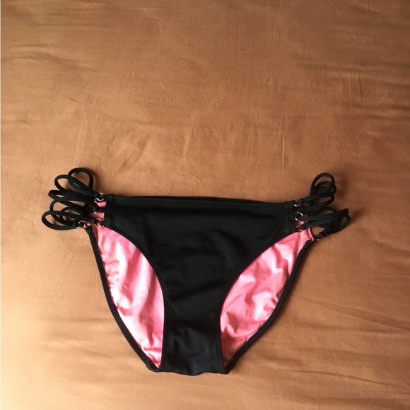 Bundle of PINK Bikini Bottoms - Picture 4 of 8